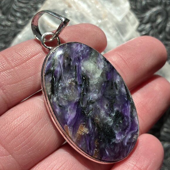 Stunning Charoite Pendant Stone Crystal Jewelry - Picture 3 of 9